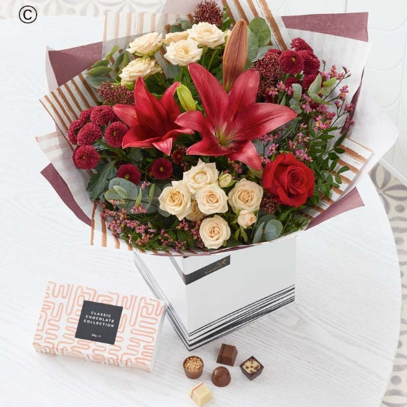 Extra Lovely Handtie with Chocolates