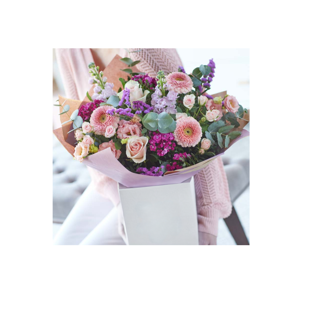 Beautiful pastel gift flowers, birthday gift bouquet delivered to your door. Next day delivery. Online Florist